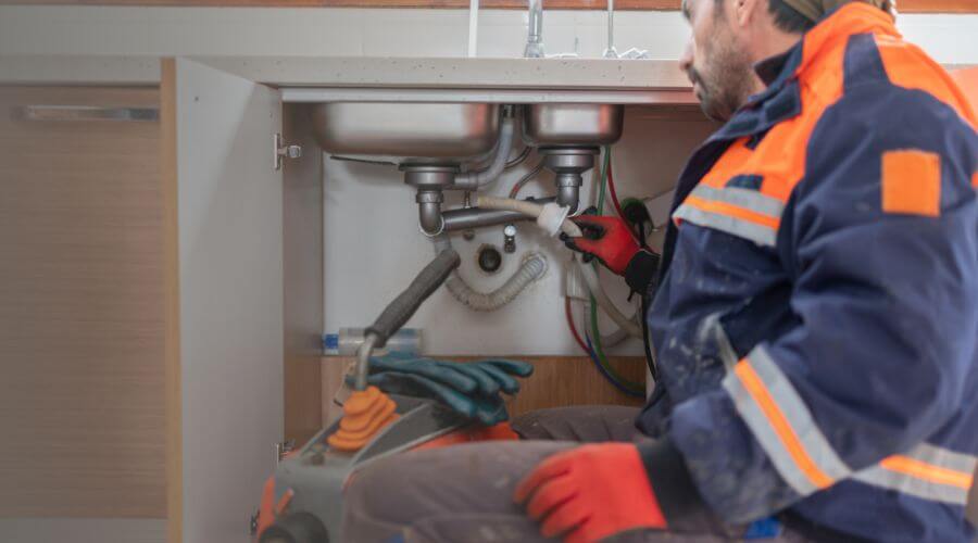 Professional slab leak plumber services in Tulare, CA